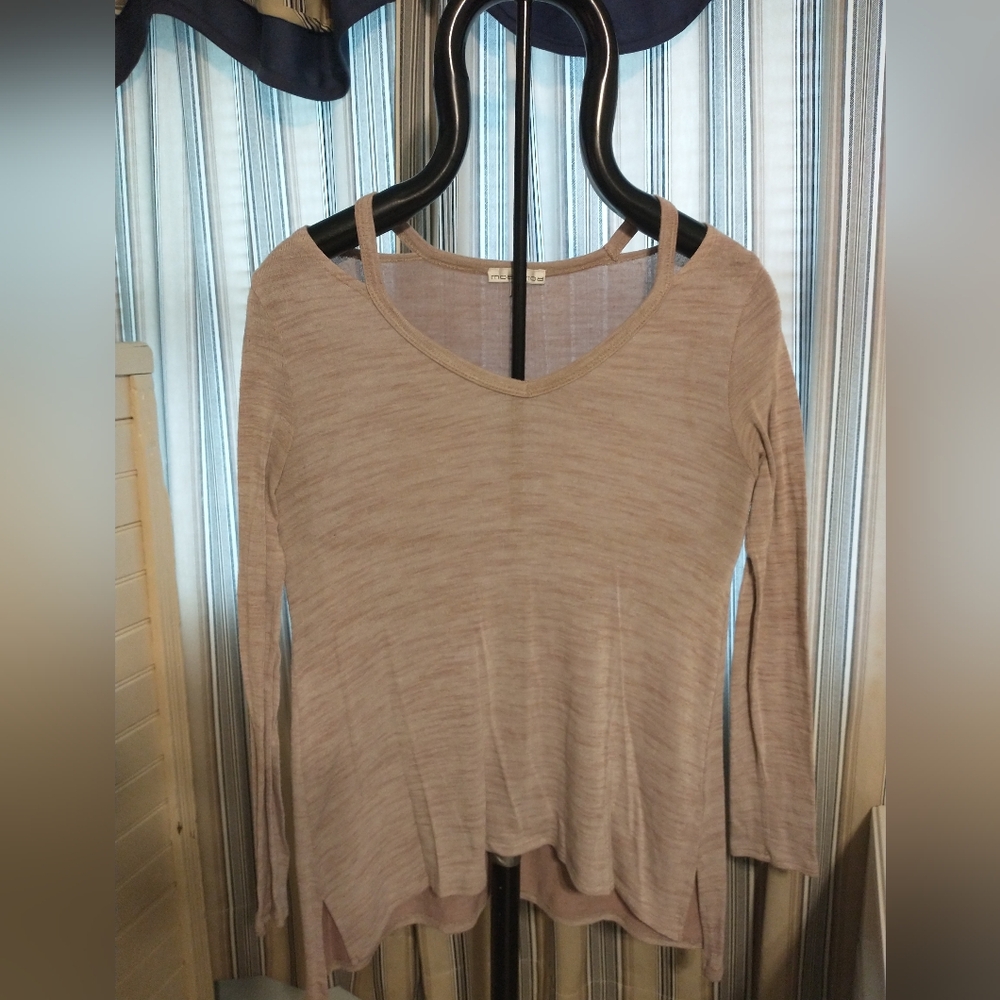 Moa Moa Light Long-Sleeve Top - Size Large
